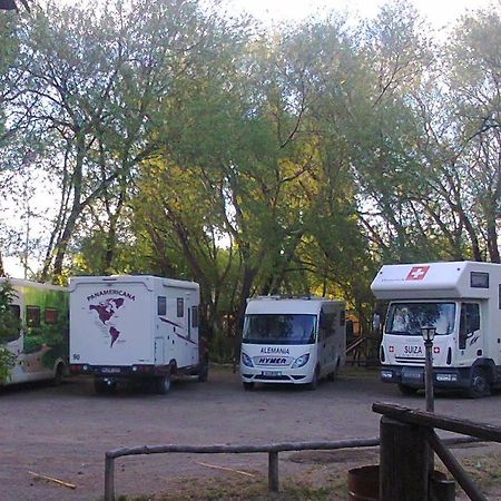 Camping Y Hostal El Ovejero El Calafate Exteriör bild