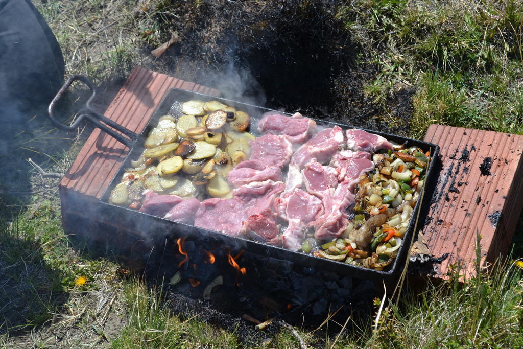 Camping Y Hostal El Ovejero El Calafate Exteriör bild