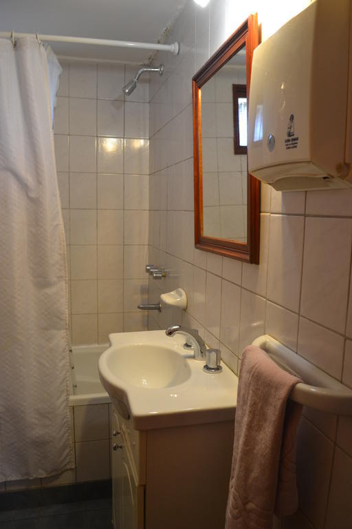 Camping Y Hostal El Ovejero El Calafate Rum bild