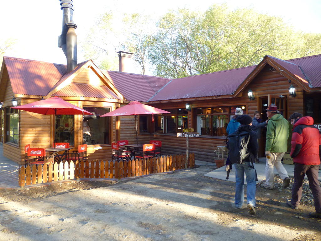 Camping Y Hostal El Ovejero El Calafate Exteriör bild