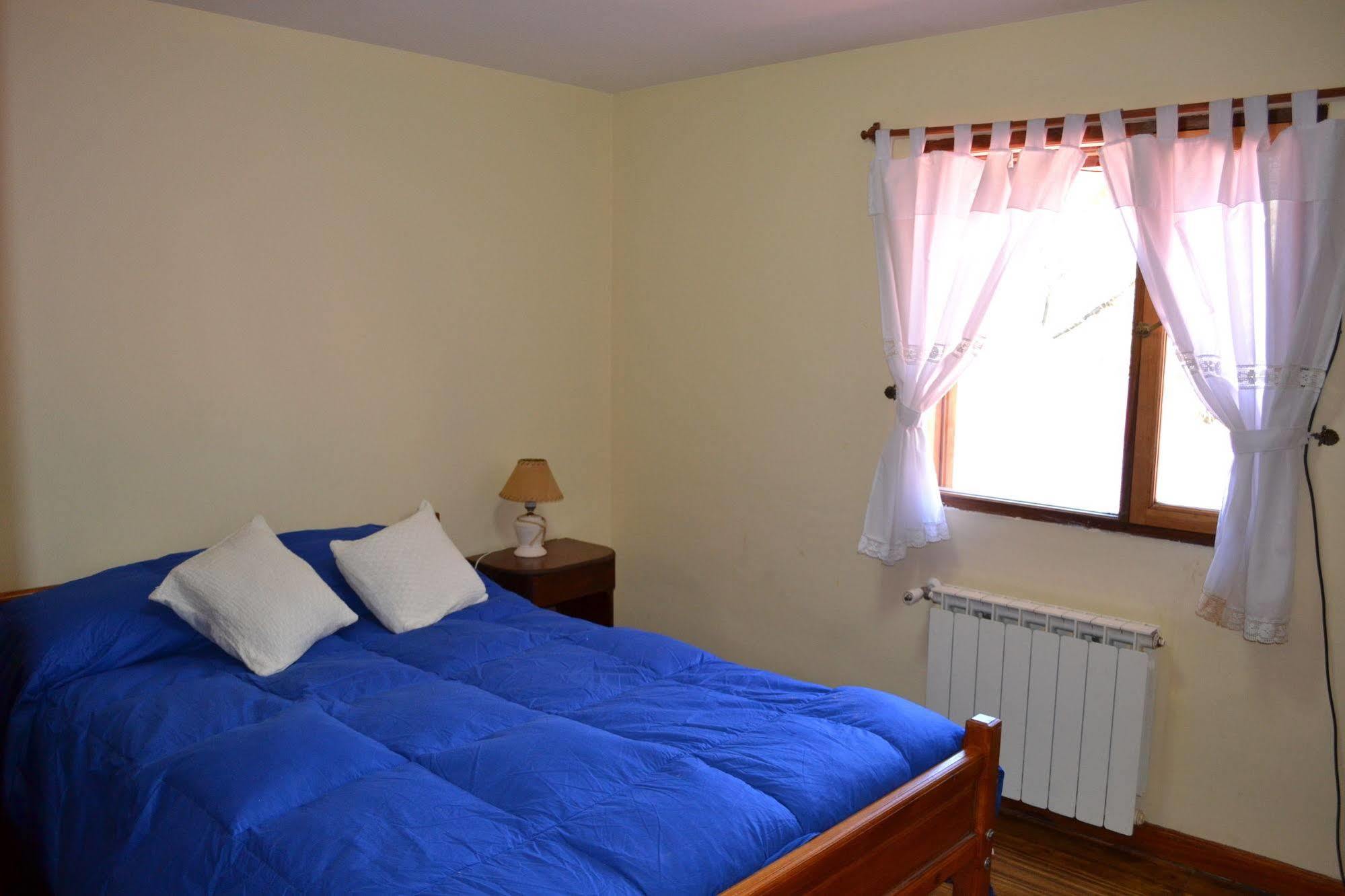 Camping Y Hostal El Ovejero El Calafate Exteriör bild