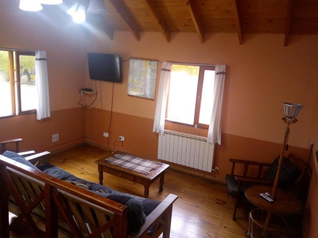 Camping Y Hostal El Ovejero El Calafate Exteriör bild