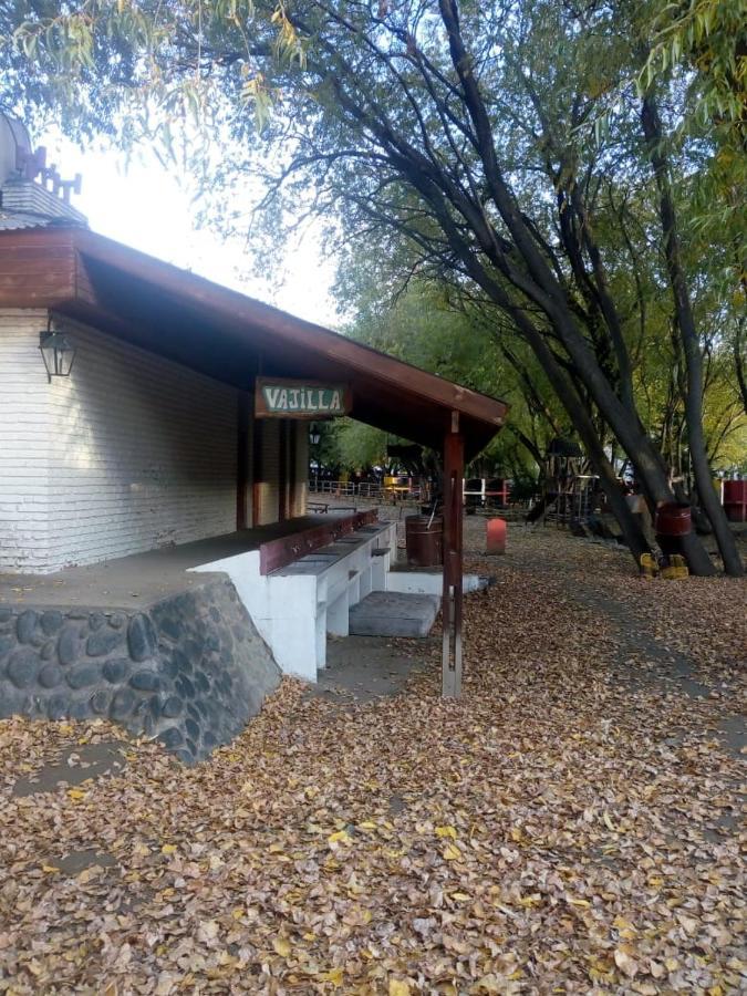 Camping Y Hostal El Ovejero El Calafate Exteriör bild