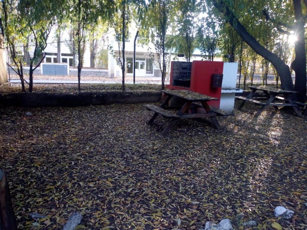 Camping Y Hostal El Ovejero El Calafate Exteriör bild